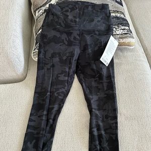 Lulu Lemon Never Worn Leggings